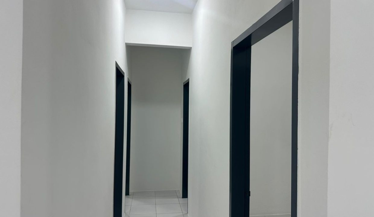 b4e8f6ea-9161-4aee-b231-90993388911f