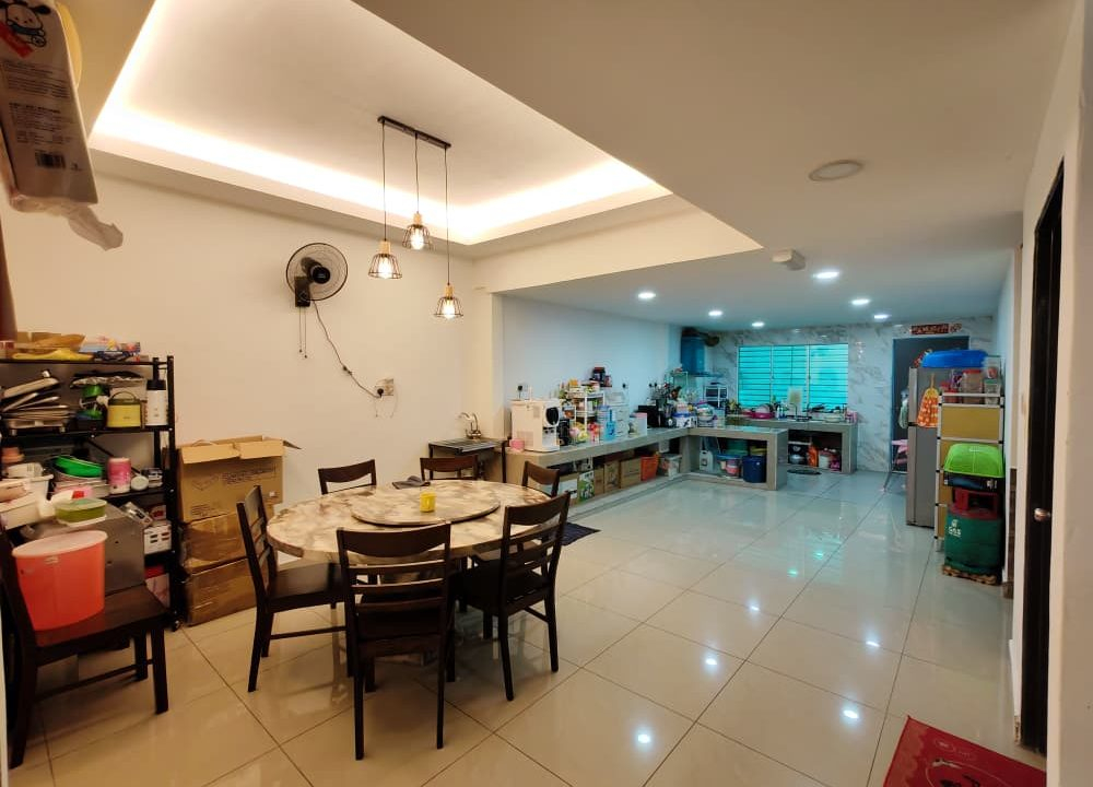 b8a76743-a669-426c-a638-73c01e6e2a48