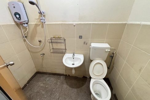 050eee05-e78b-47b9-9a05-d30740f9a0f9