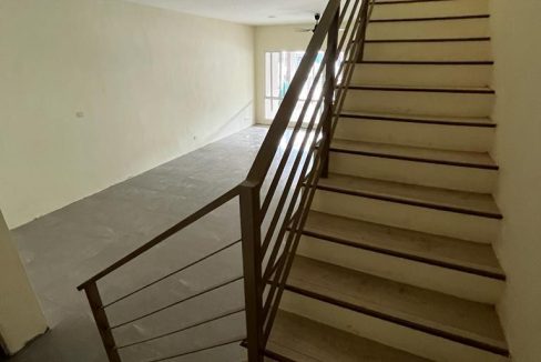 7136ae8a-1305-416d-b8b3-b3b3938aa164