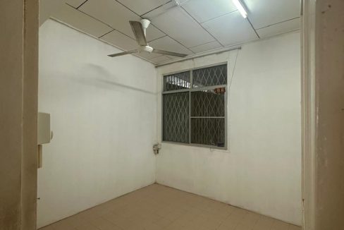 b3d09857-5bd5-41eb-8c08-5ccba6dd3a42