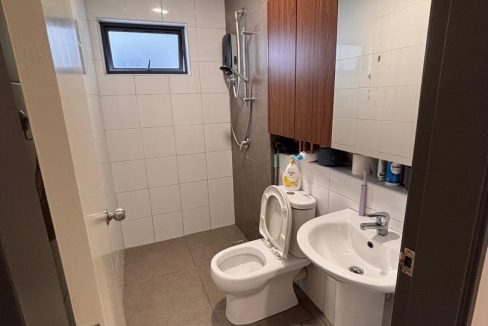 b4965196-b960-4d7b-bcea-48e1ba86d0e2