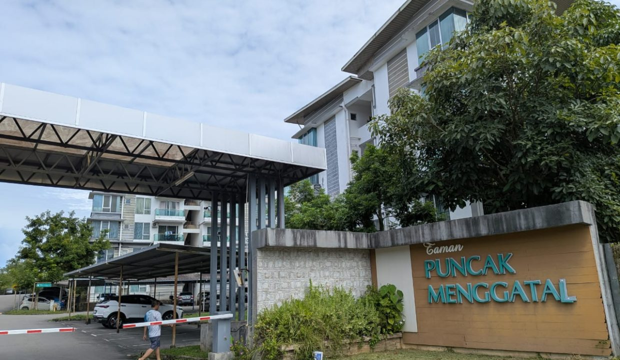 e2312dc3-b110-44c7-bdeb-f9b9b7c28426