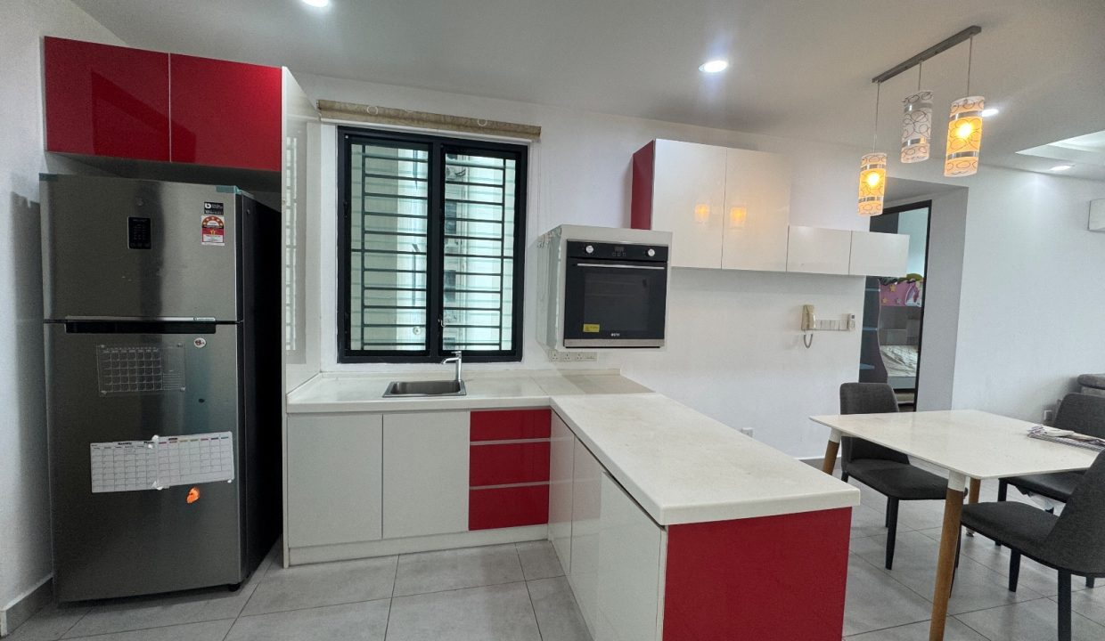 f3986fe4-9a11-479f-a688-0c956bf9e946