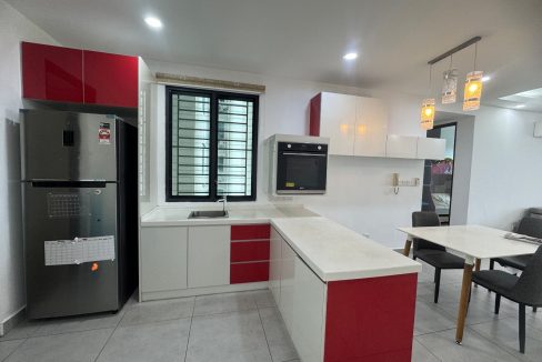 f3986fe4-9a11-479f-a688-0c956bf9e946