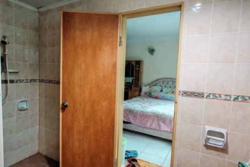 227eac69-0147-4c5f-9c31-d46f293dda5c