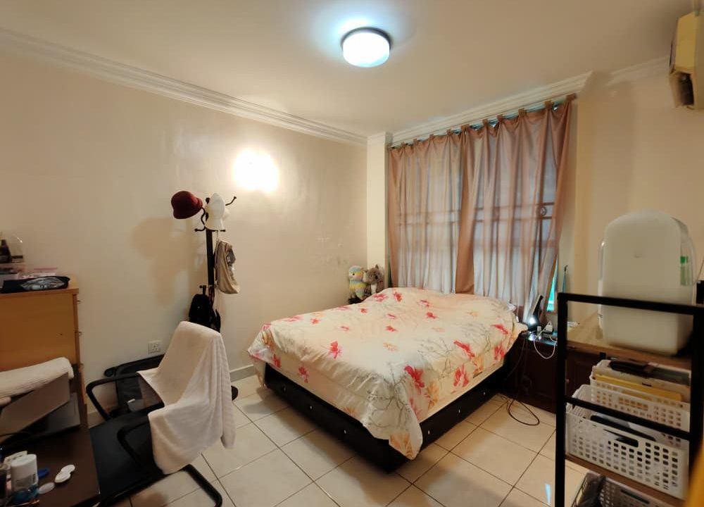 2b2a71cc-1bc3-416a-b5a7-2b4b256bc3e7