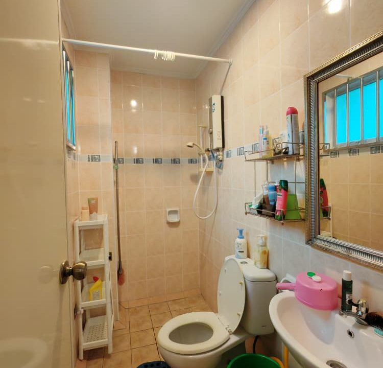 379d83ce-ae44-4858-a88e-597e8eaa4821