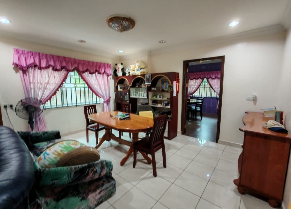 379eb5d3-136a-487c-b5e0-229b30752a51