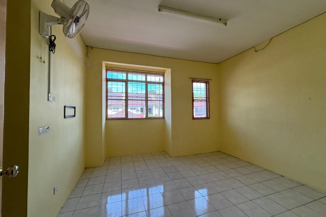 8cd9fb7a-31f6-48d1-8e42-da351cfdeb5d