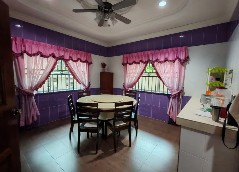 aa8e1ead-860d-4f86-8544-5f297a9c13d8