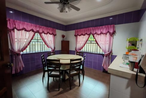 aa8e1ead-860d-4f86-8544-5f297a9c13d8