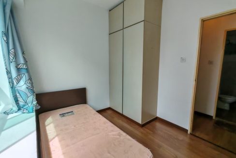 c679f7c0-7093-432e-9582-341996d91d6a