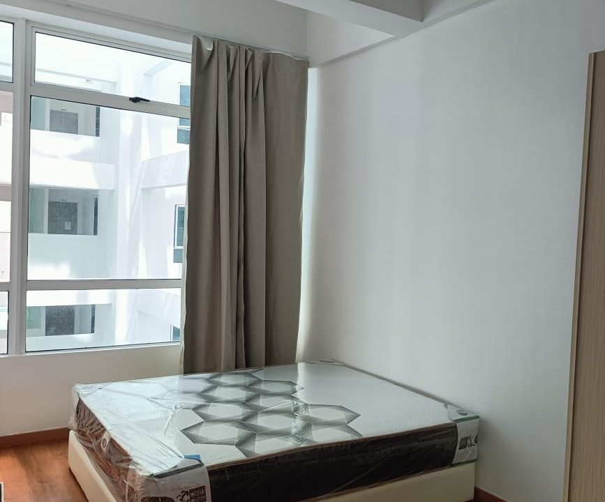 ceabcb0e-d6e7-4438-afb9-e41d27538883