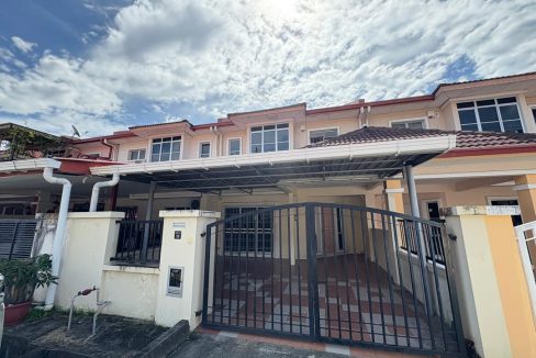 dcd0ae2a-625c-4460-a096-a1c998d3a51f