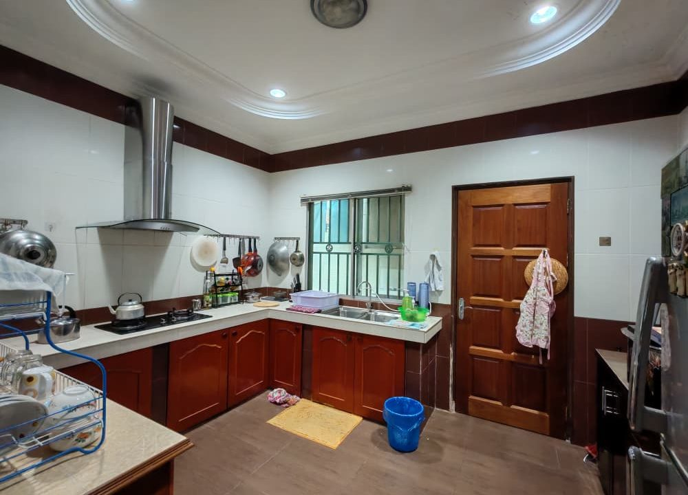 e9a8165c-33f8-486a-8ac7-dc33052daf2e