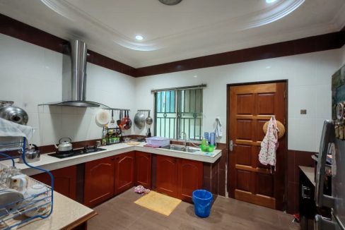 e9a8165c-33f8-486a-8ac7-dc33052daf2e