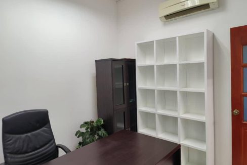 fdd845e6-0fbb-488d-894e-f5e130064628