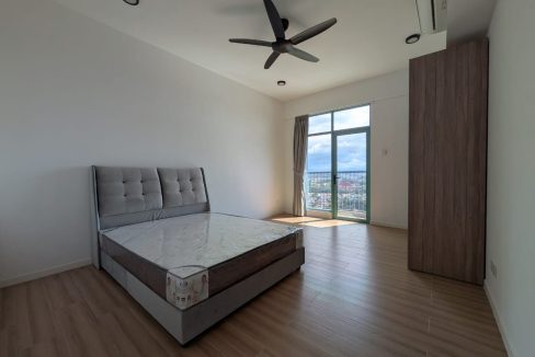 0725f06f-6982-4748-8749-15d132f52bce