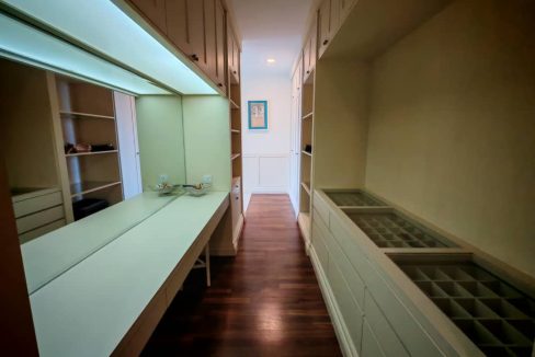 3aabb1a9-dbe0-4aae-b8a4-d1b7178918b9