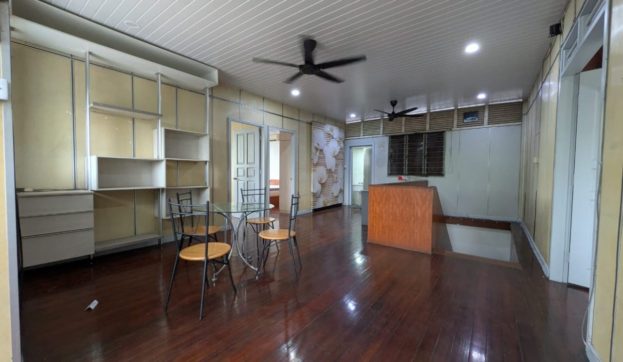 8fc87e55-352a-4026-89e5-7d77051abc8a