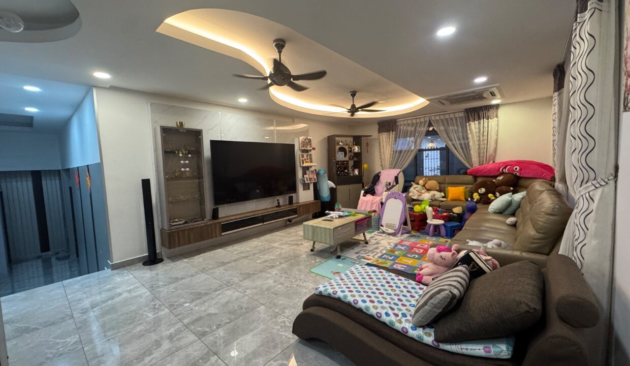 96398f99-8cd2-42b1-955c-256730e76810