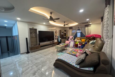 96398f99-8cd2-42b1-955c-256730e76810