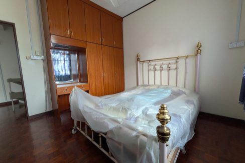 9f133e40-6cef-4663-a83b-80a3e6cba71d