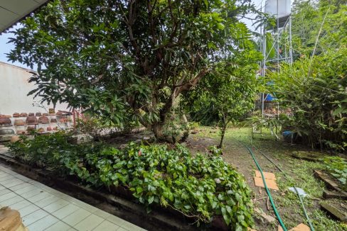 b7df869d-0f37-4e73-8f44-2425e8011adb