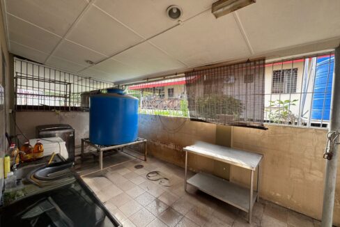 d9e53f2b-663a-4cde-bb9b-83fcdc0ef201