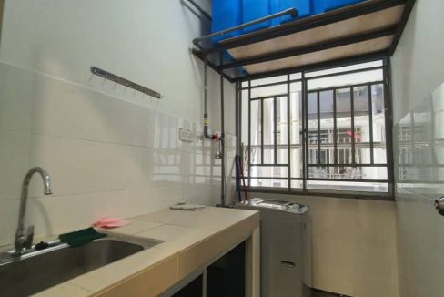 dbe5d909-fb61-407e-a7b8-ce4f17bc1565