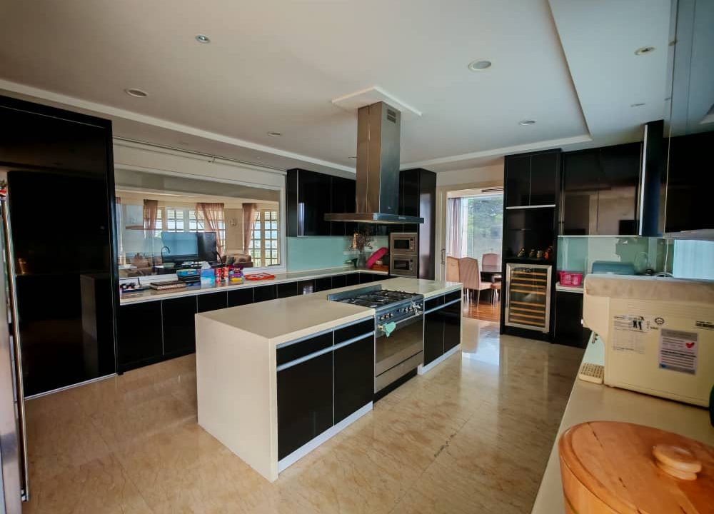 e061ef0c-20e6-49f5-95c7-986b1fdd41ff