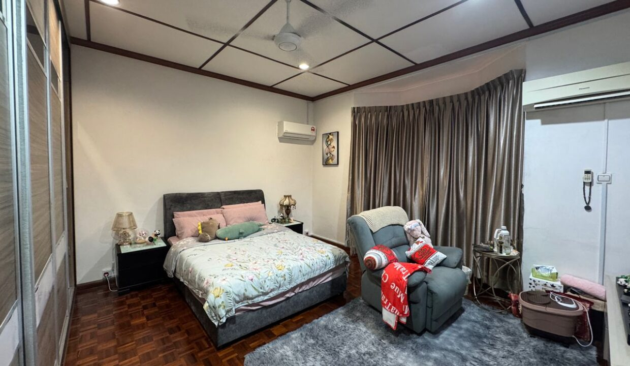 ea7c70d3-69ad-4243-b64c-ed11fcb047c2