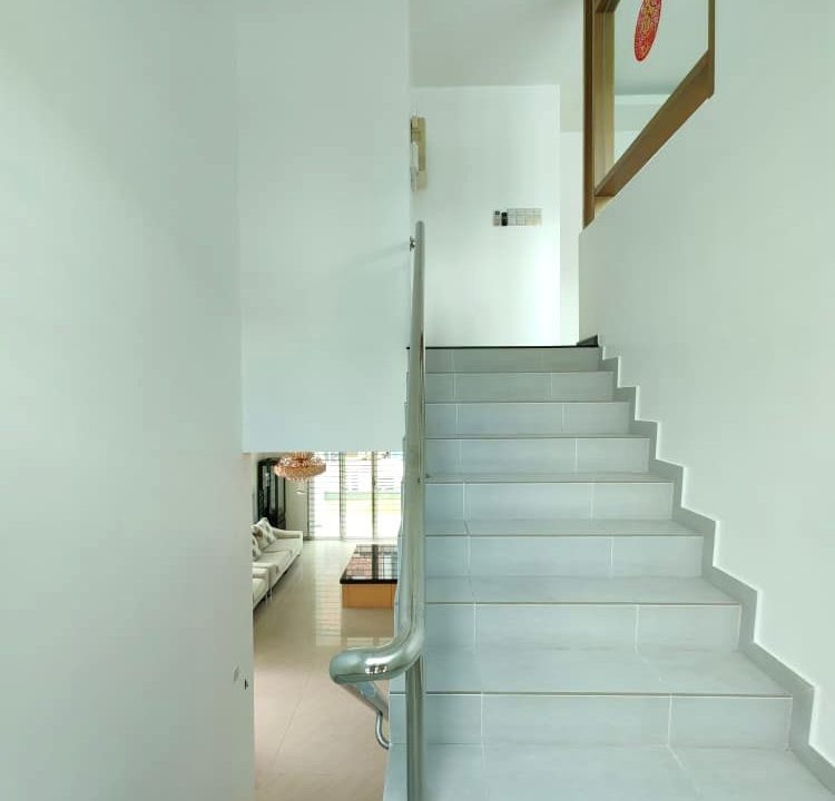 702daeed-244f-46d5-ba01-1a4774590392