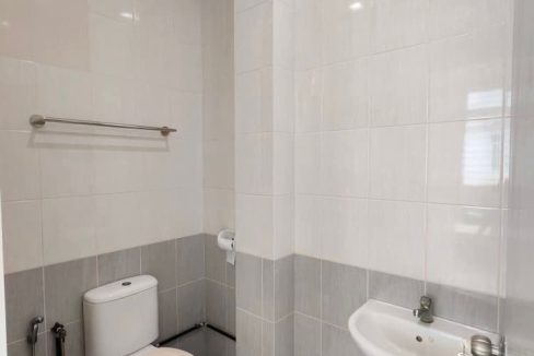 7b4e0e15-3dcb-4c08-ba5c-d469bfe77447