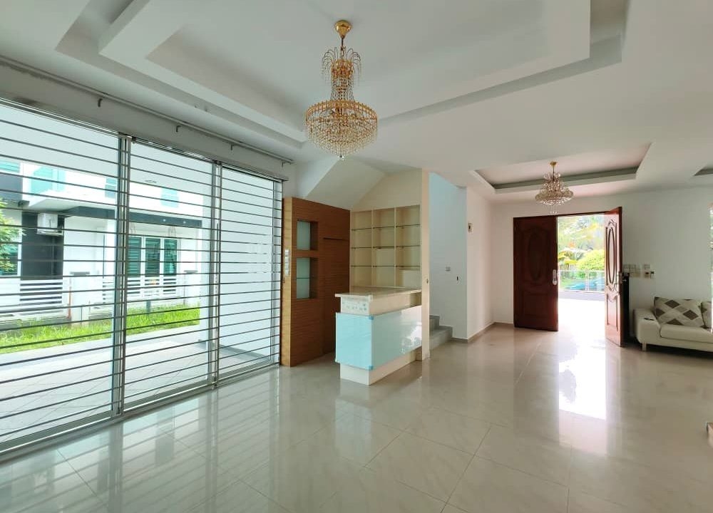 8e58649b-ba71-44fb-ac3f-03bb0e432a14