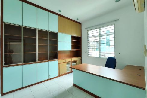 af8d767a-752b-46a8-98be-571ff2b2be63