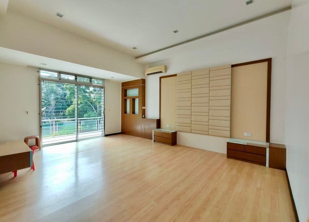 c440cae2-bdf1-4dfa-9955-d9dcfb78afdf