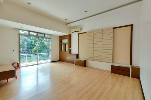 c440cae2-bdf1-4dfa-9955-d9dcfb78afdf