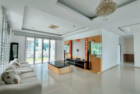 da6de052-645b-4dc3-9515-f16b3fd5763e