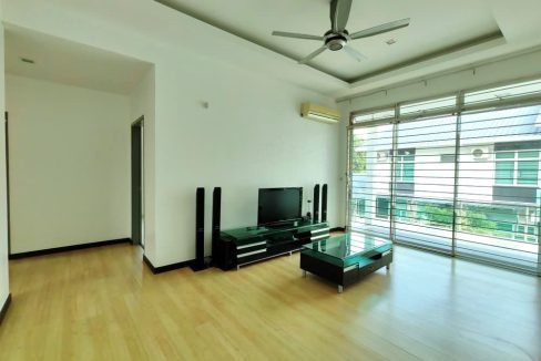 e038e2ec-cad9-4f7d-b0e4-fd7309ab1346