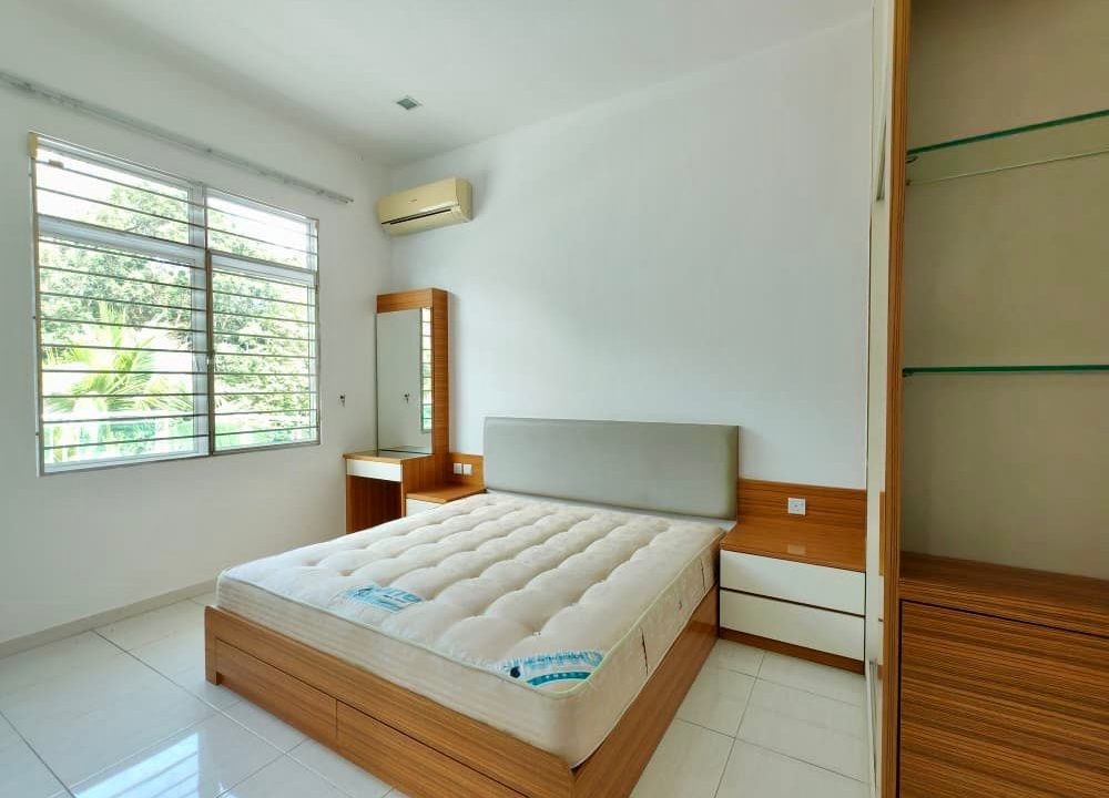 e0d7ccb1-dfdb-4896-90ae-e154e3fe4dbd