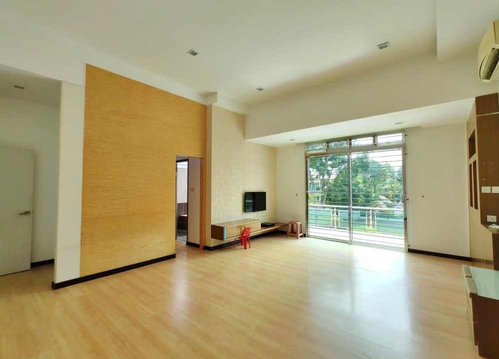 fc03a814-0f84-4ac9-b9a5-d6cfab0e9ae4