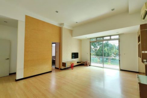 fc03a814-0f84-4ac9-b9a5-d6cfab0e9ae4