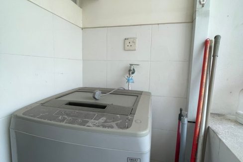 16c8c9f5-34ee-4831-bea2-d1d2f57c0966