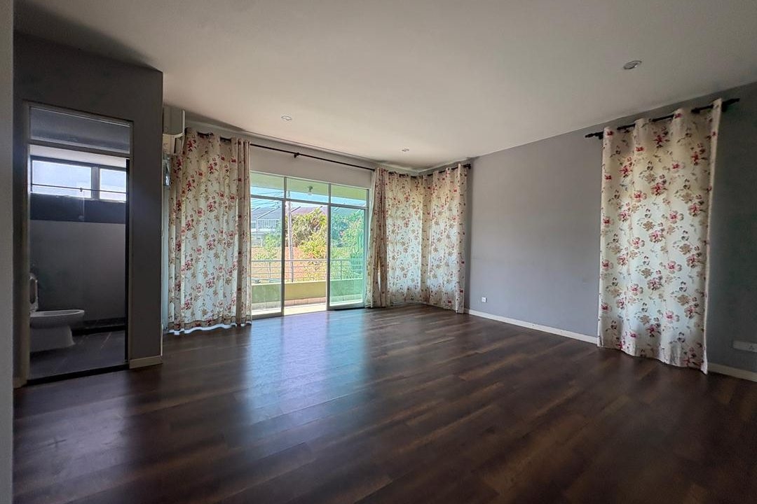 4ed50380-22e3-4e87-ba91-0f86b1a77dc3