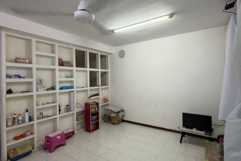 ae472f1d-da1b-484b-93fd-8a5a9eed844c