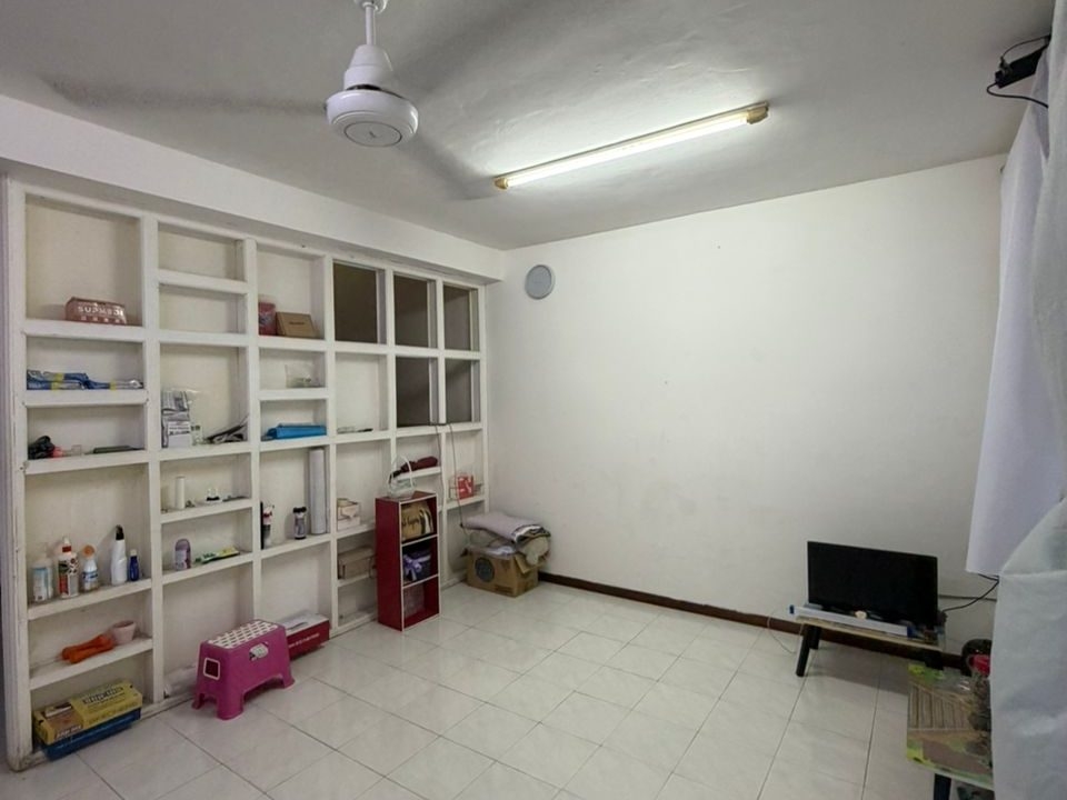 ae472f1d-da1b-484b-93fd-8a5a9eed844c