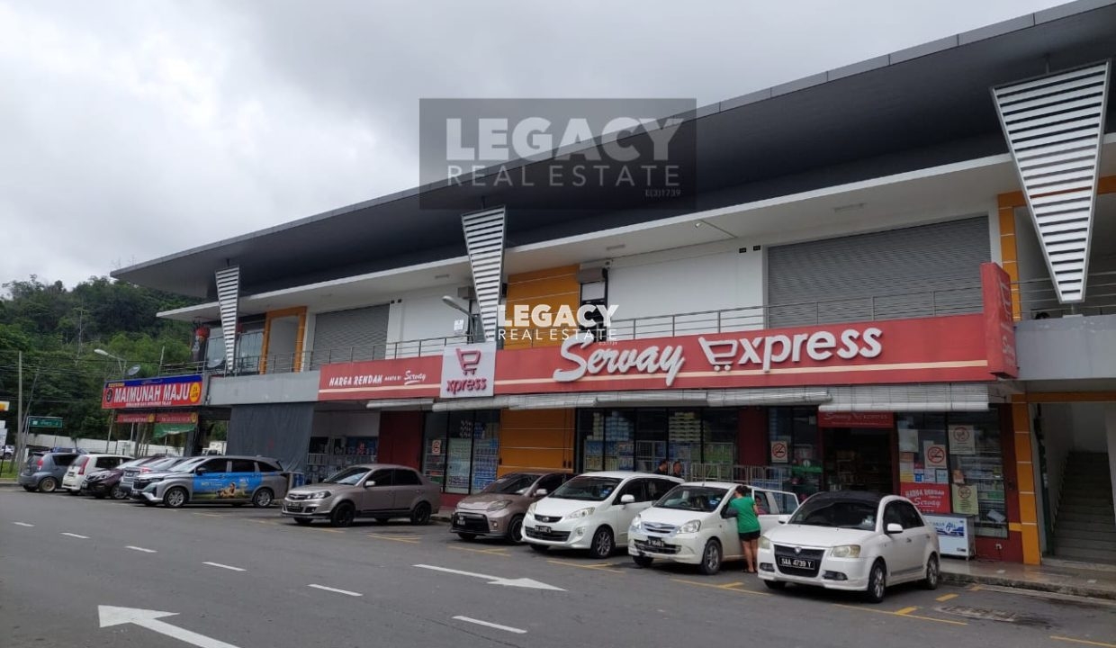 b4e8ebbf-97b7-4d06-b069-1ffdafe36a7e