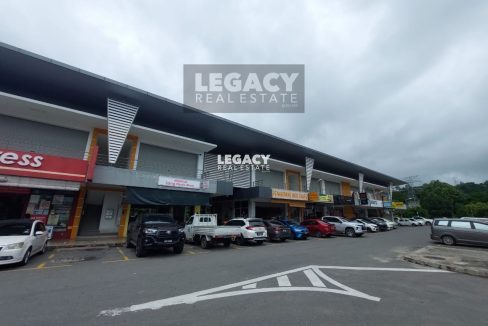 b602b575-3d6b-4e98-a4e1-fcc57be2dde9